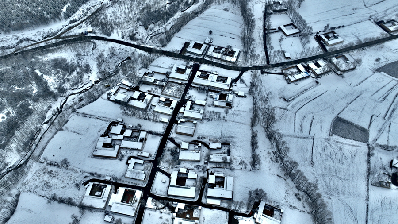 青?；。恒y裝素裹 雪景如畫(huà)